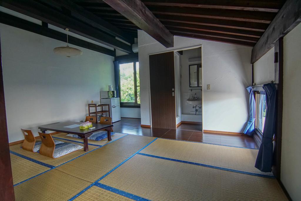 Villa Le Lotus Bleu Ishigaki  ภายนอก รูปภาพ